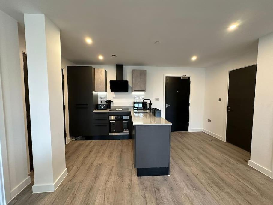 Stylish Central York Apartment Free Parking & Gym Zewnętrze zdjęcie